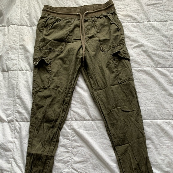 Green Boathouse Cargo Pants - Picture 1 of 4